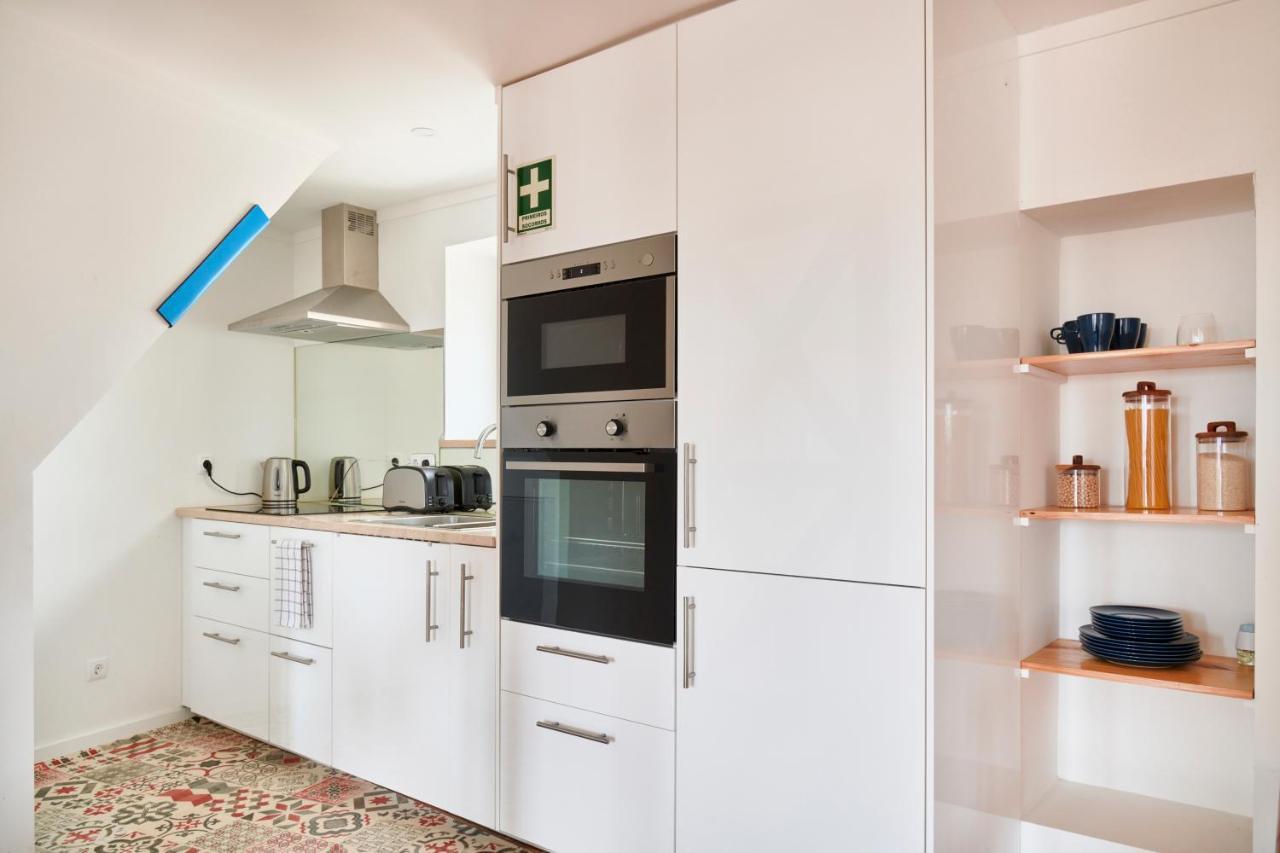 Cozy Flat In Santa Apolonia Apartment Lisbon Luaran gambar